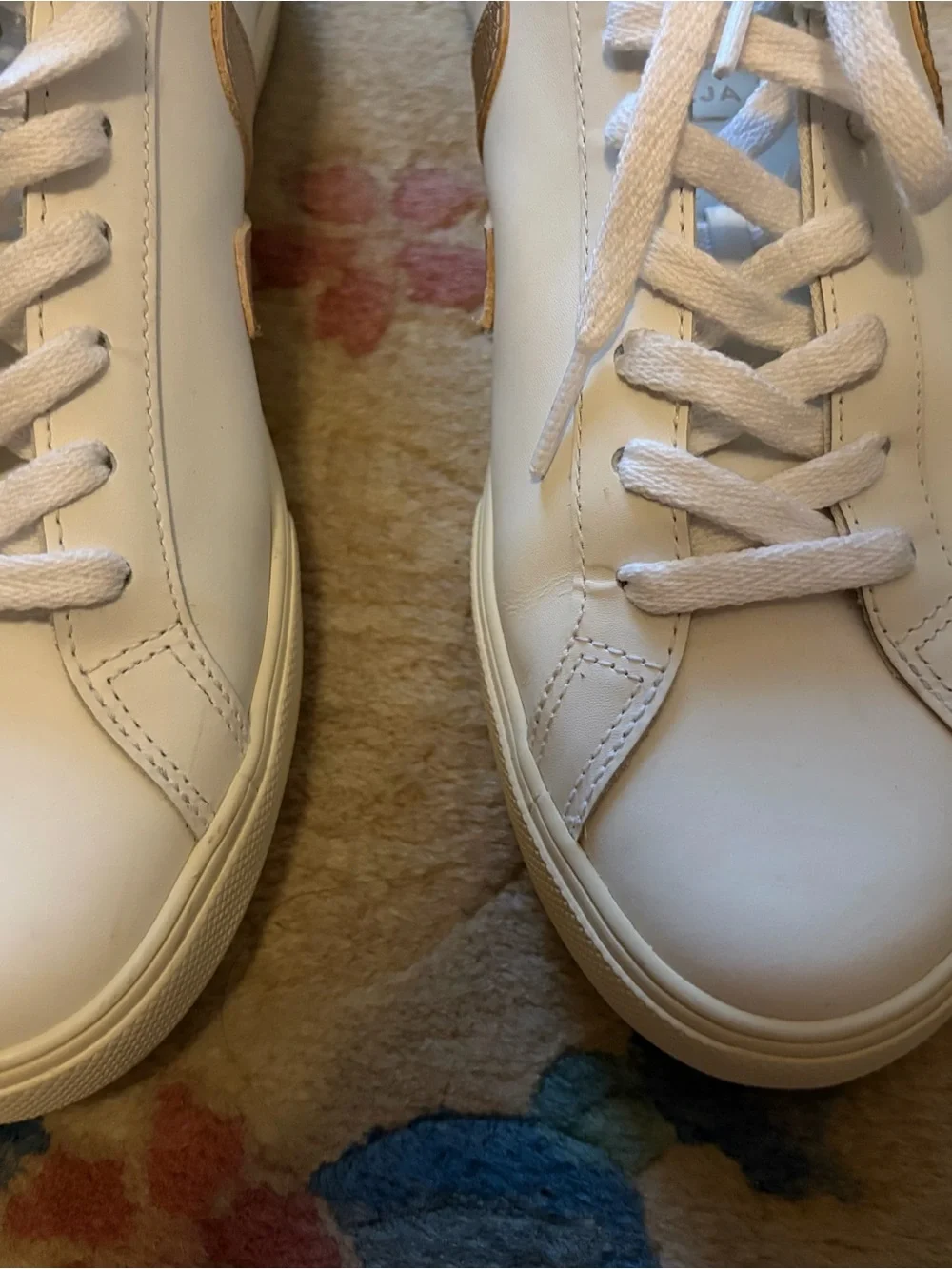Veja White Leather Sneakers with Gold V Detail size 9 - Picture 2 of 4
